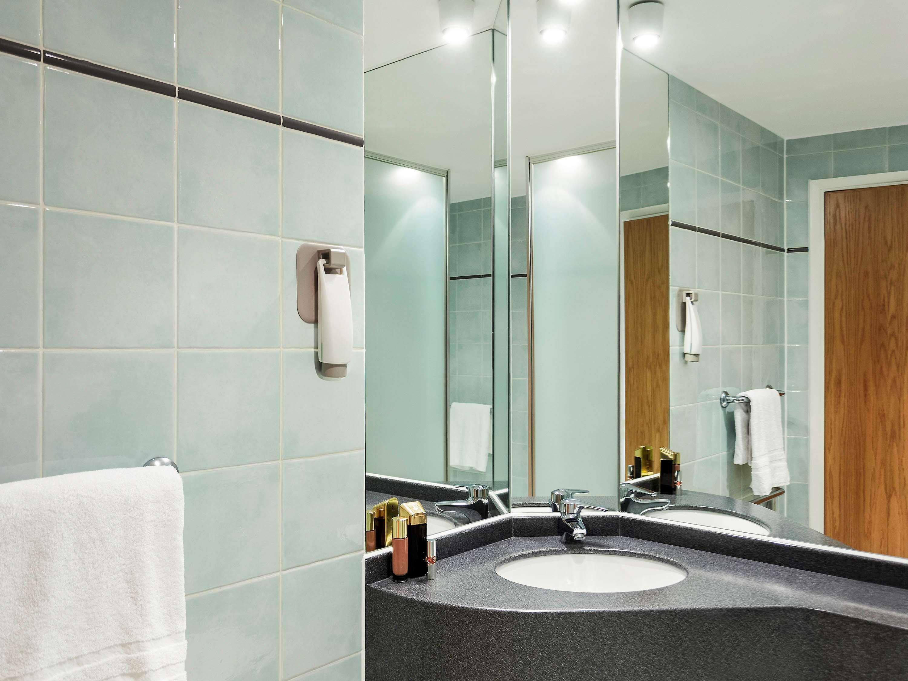 Ibis Hotel Northampton Centre Екстер'єр фото