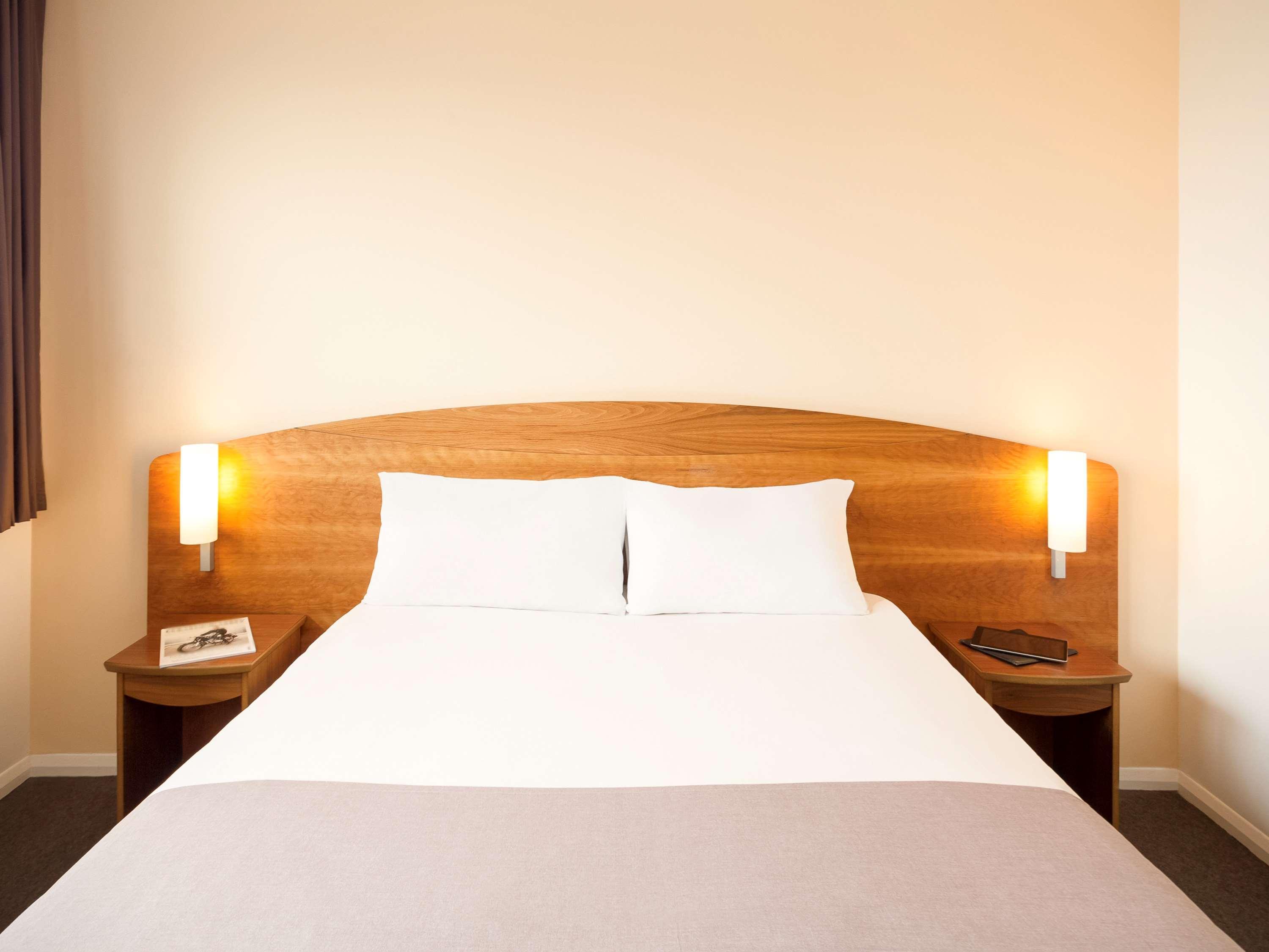 Ibis Hotel Northampton Centre Екстер'єр фото