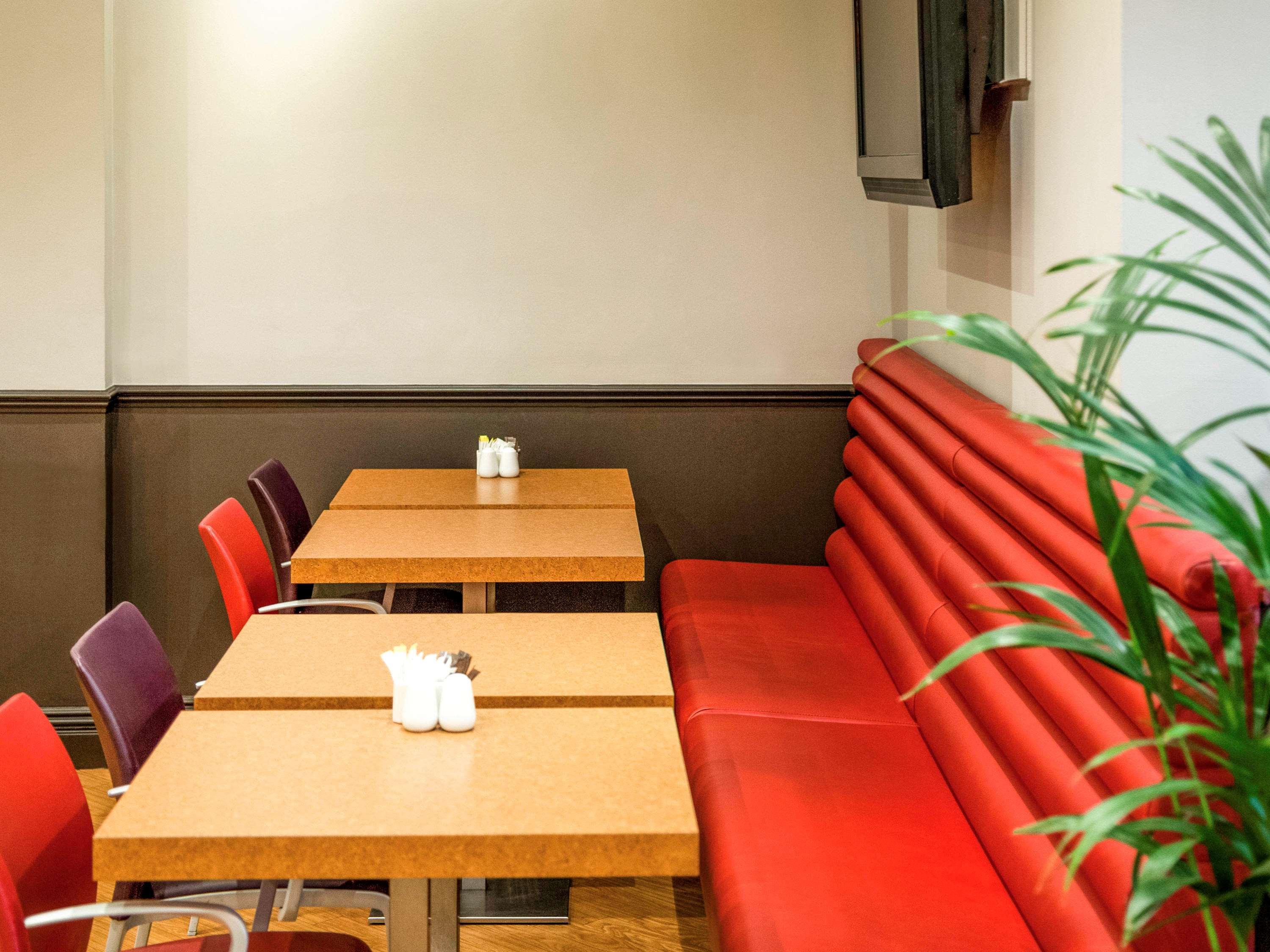 Ibis Hotel Northampton Centre Екстер'єр фото