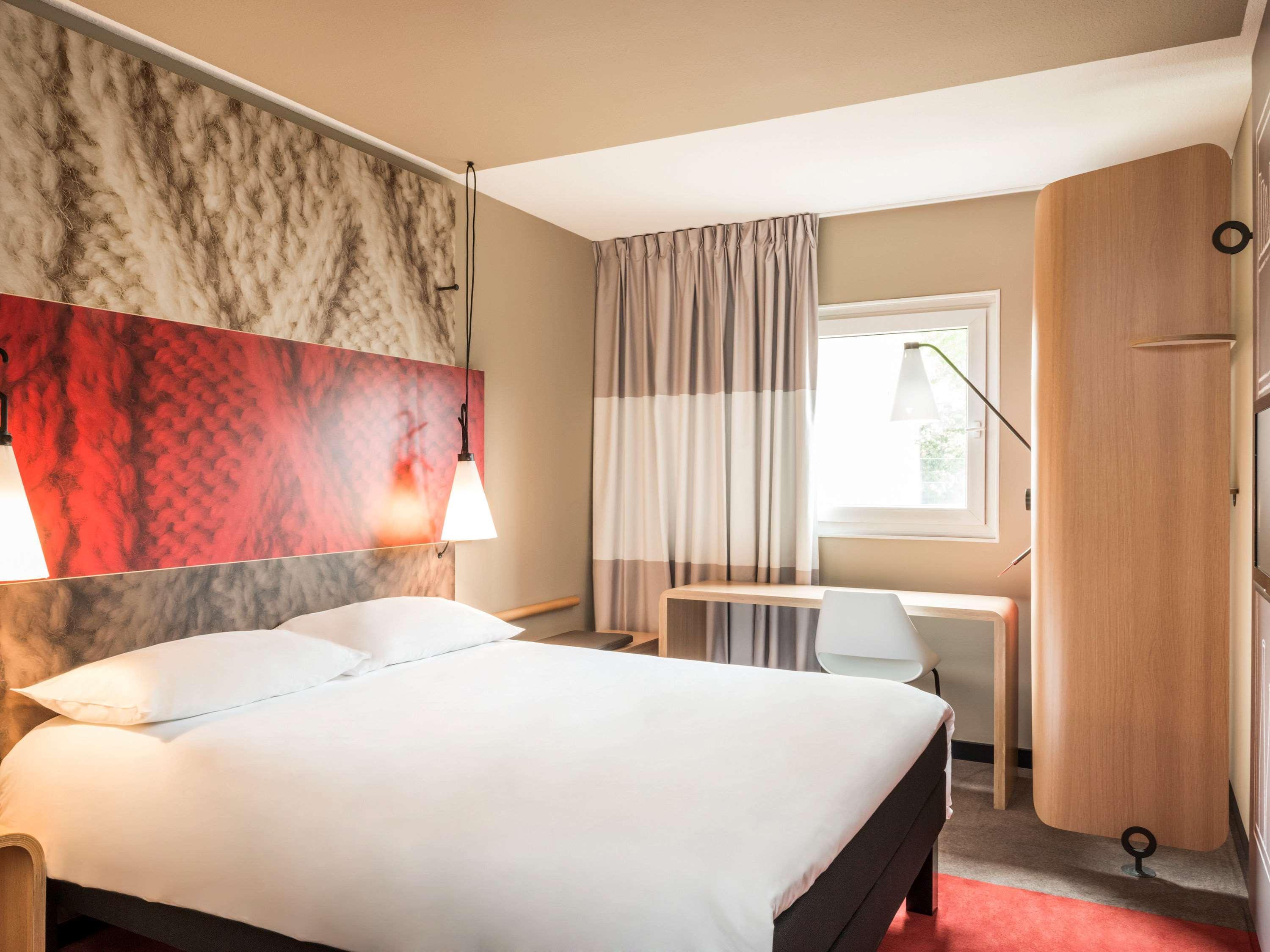 Ibis Hotel Northampton Centre Екстер'єр фото