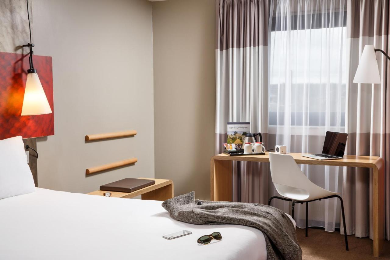 Ibis Hotel Northampton Centre Екстер'єр фото