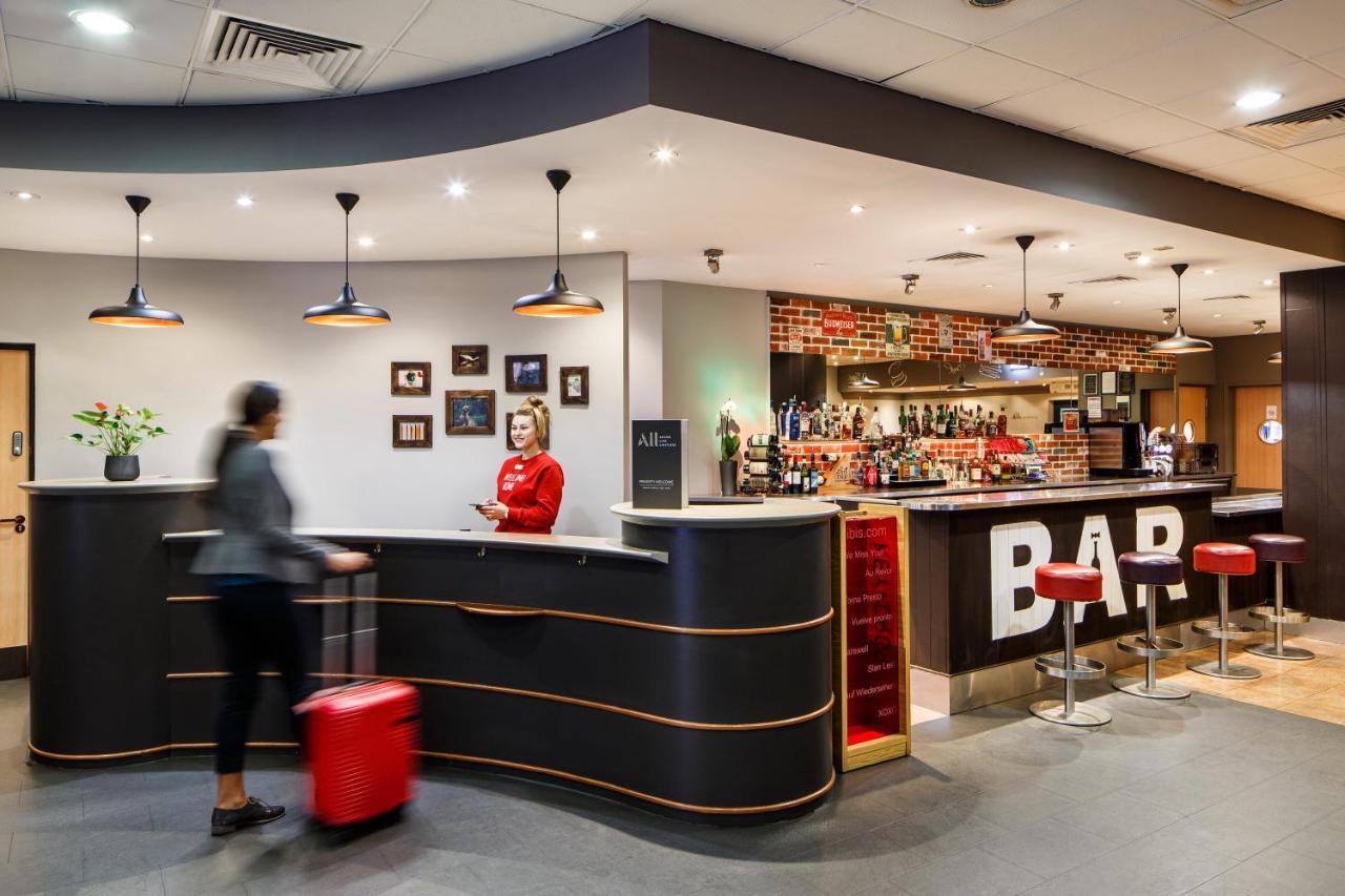 Ibis Hotel Northampton Centre Екстер'єр фото